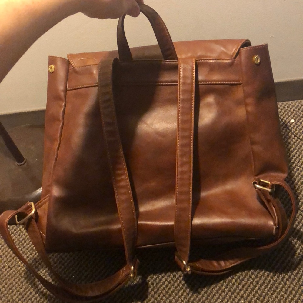 Leather backpack - Picture 2 of 2